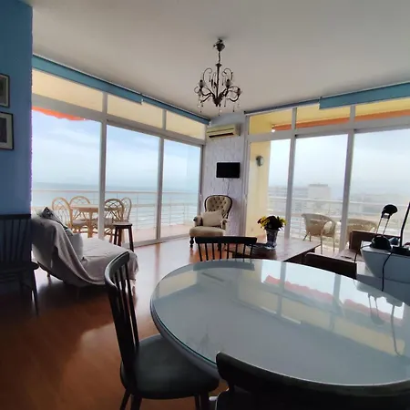 Calma 309 Apartment